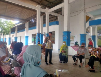 Audiensi oleh Bapak Plt. Kadisdag dlm rangka Pengundian Kios & Los Bertahap Pasar Weleri I dengan Protokol Kesehatan 