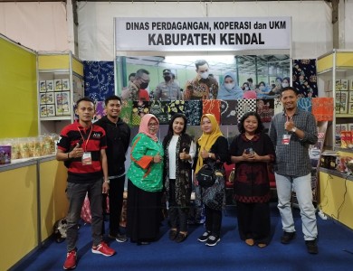 Disdagkopukm Kab Kendal dalam Kebumen International Expo 2022